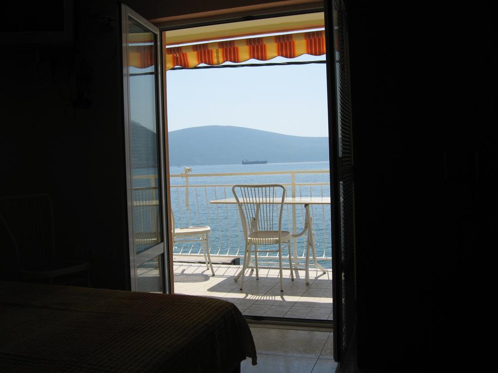 Apartments Olga Tivat Habitación foto