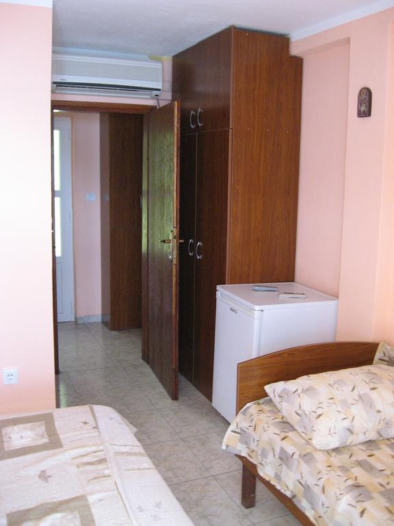 Apartments Olga Tivat Habitación foto