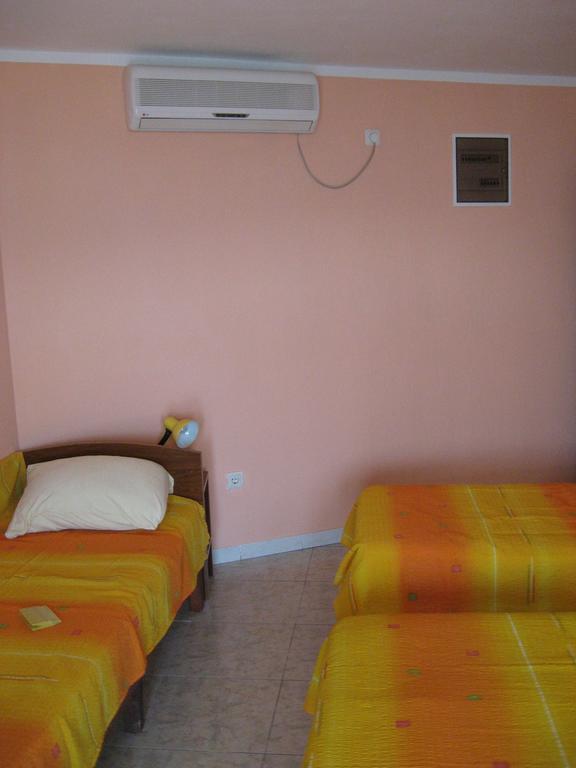 Apartments Olga Tivat Habitación foto